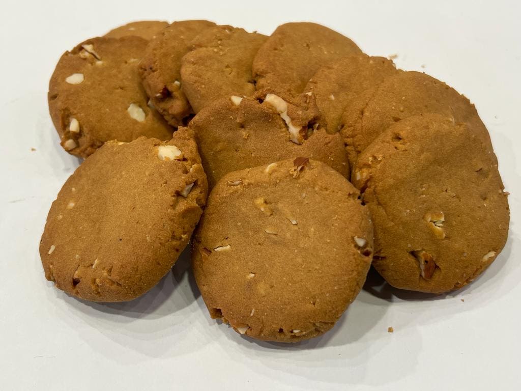 Carob Almond Molasses Cookies (crunchy)